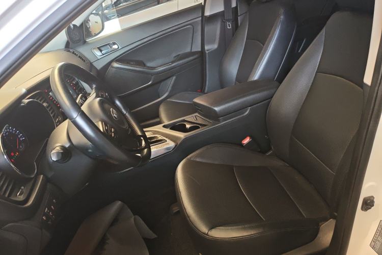 Used Kia K5 2014 2.0L Automatic LUXURY Left Front Seat