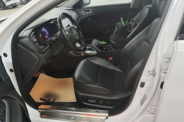 Used Kia K5 2014 2.0L Automatic LUXURY Left Front Seat