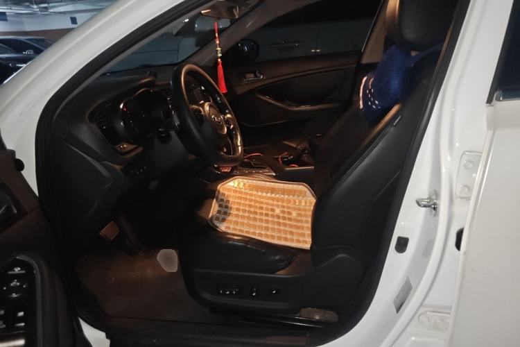 Used Kia K5 2014 2.0L Automatic LUXURY Left Front Seat