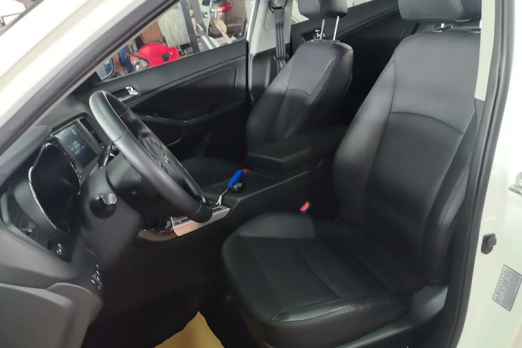 Used Kia K5 2014 2.0L Automatic LUXURY Left Front Seat