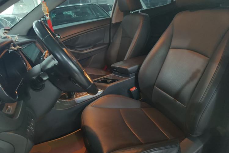 Used Kia K5 2014 2.0L Automatic LUXURY Left Front Seat