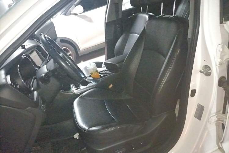 Used Kia K5 2014 2.0L Automatic LUXURY Left Front Seat