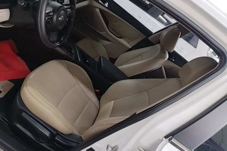 Used Kia K5 2014 2.0L Automatic GLS Left Front Seat