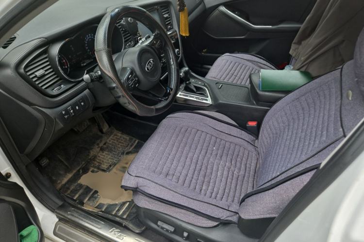 Used Kia K5 2014 2.0L Automatic LUXURY Left Front Seat