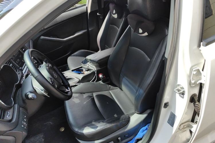 Used Kia K5 2014 2.0L Automatic LUXURY Left Front Seat