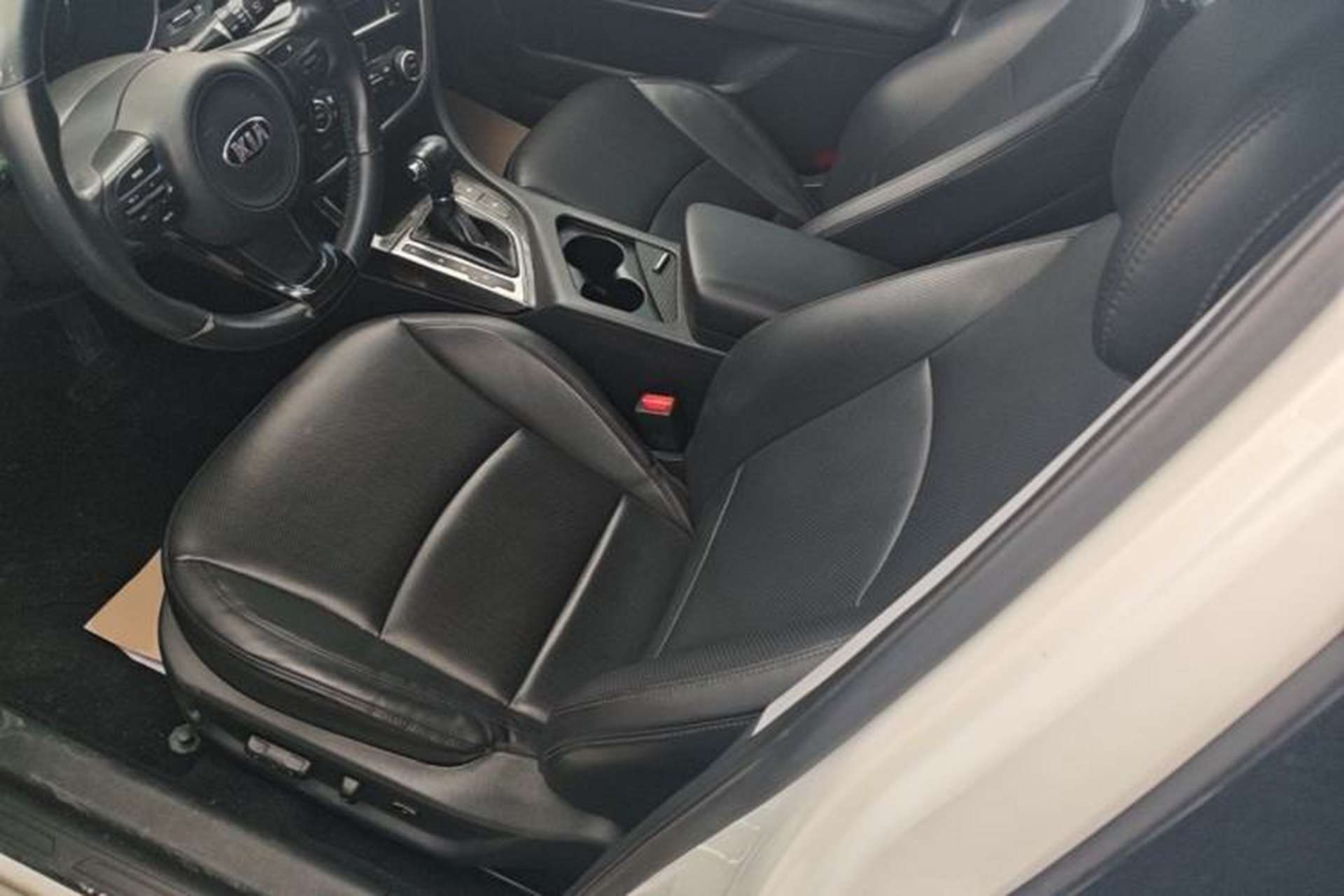 Used Kia K5 2014 2.0L Automatic LUXURY Left Front Seat