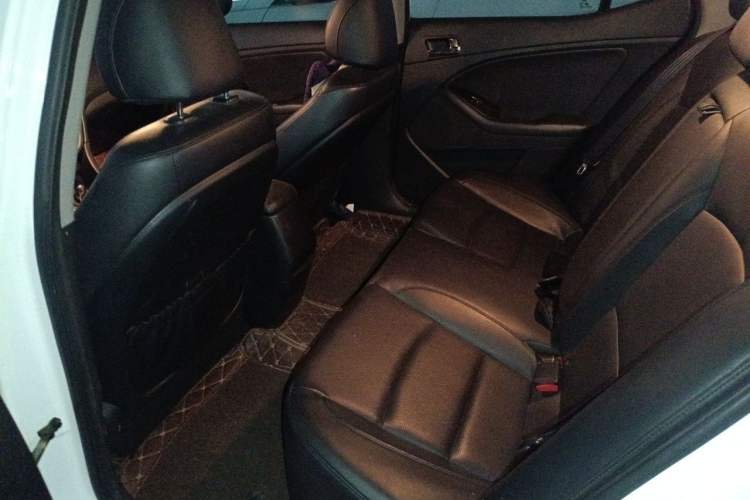 Used Kia K5 2014 2.0L Automatic LUXURY Left Rear Seat