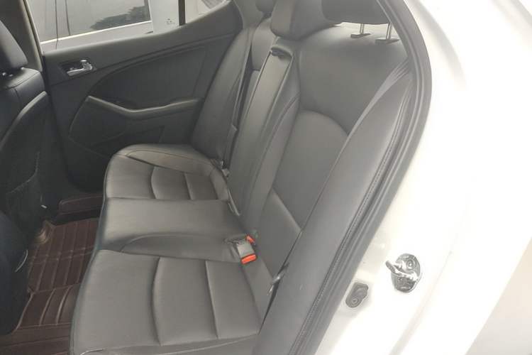 Used Kia K5 2014 2.0L Automatic LUXURY Left Rear Seat