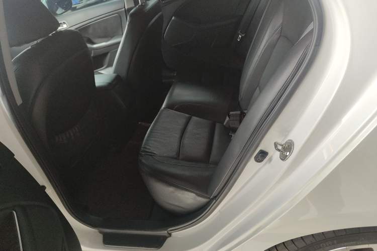 Used Kia K5 2014 2.0L Automatic LUXURY Left Rear Seat