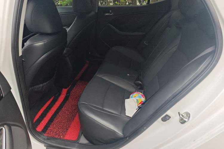 Used Kia K5 2014 2.0L Automatic LUXURY Left Rear Seat