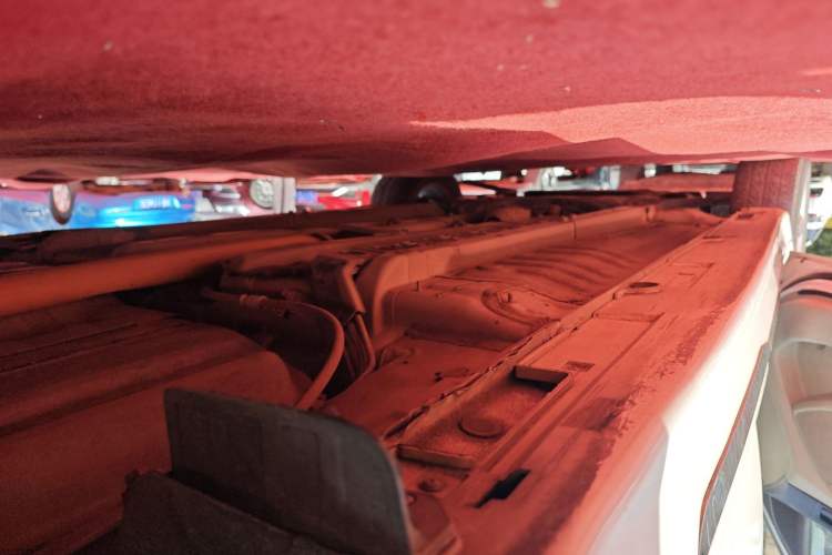 Used Kia K5 2014 2.0L Automatic GL Left Side Sill