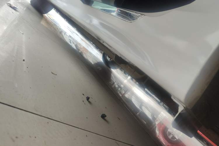 Used Kia K5 2014 2.0L Automatic LUXURY Left Side Sill