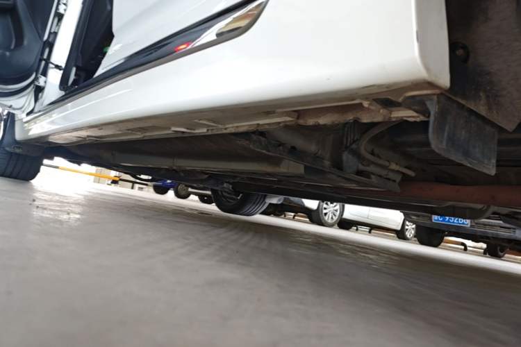 Used Kia K5 2014 2.0L Automatic LUXURY Left Side Sill