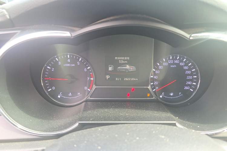 Used Kia K5 2014 2.0L Automatic LUXURY Odometer Close Up
