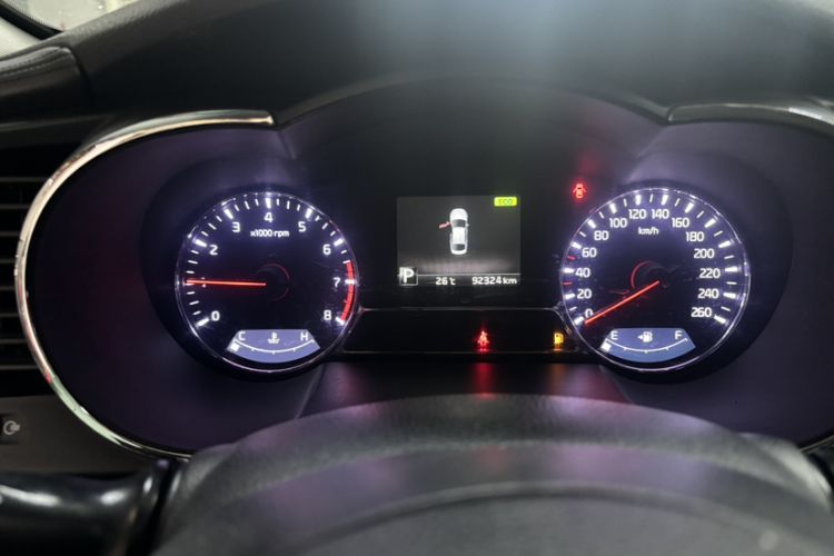 Used Kia K5 2014 2.0L Automatic LUXURY Odometer Close Up