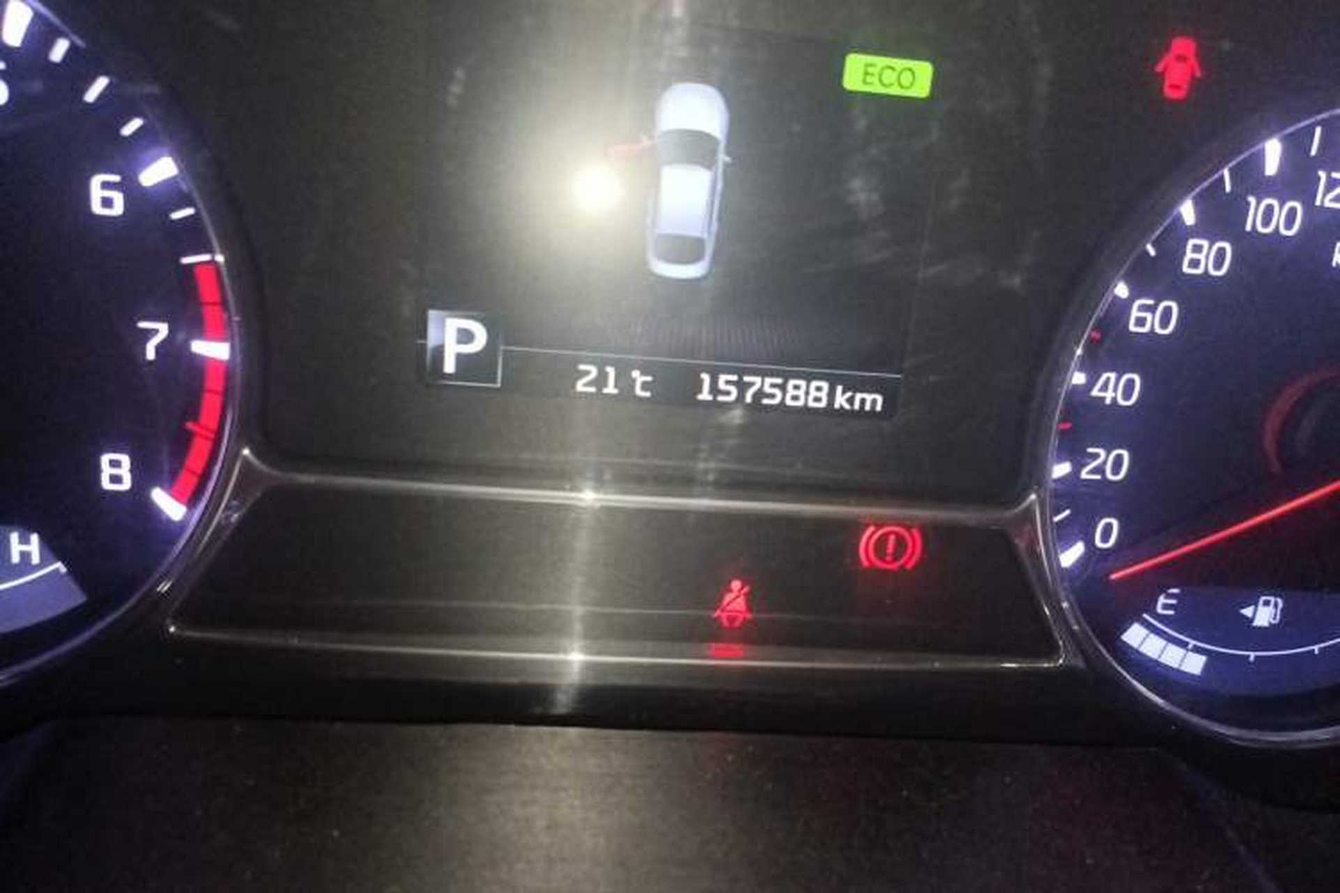 Used Kia K5 2014 2.0L Automatic LUXURY Odometer Close Up