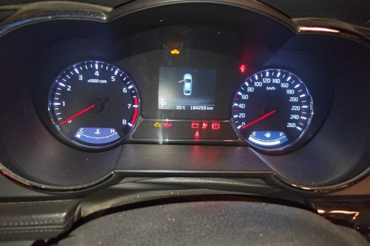 Used Kia K5 2014 2.0L Automatic LUXURY Odometer Close Up