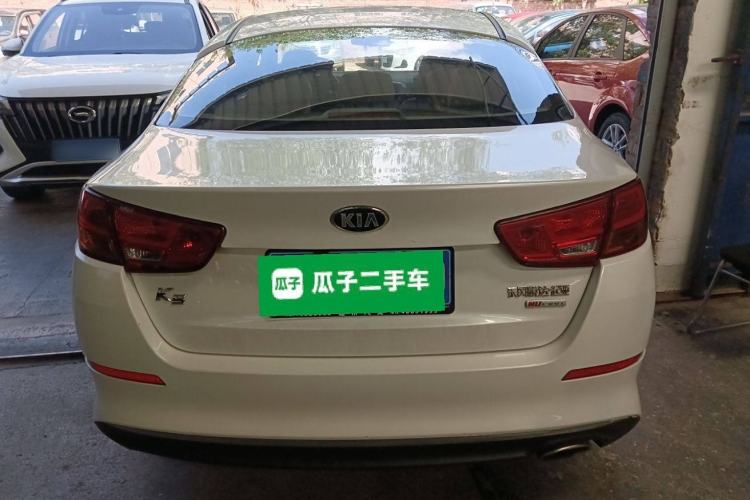 Used Kia K5 2014 2.0L Manual GL Rear