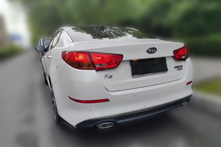 Used Kia K5 2014 2.0L Automatic LUXURY Rear Left 45 Deg