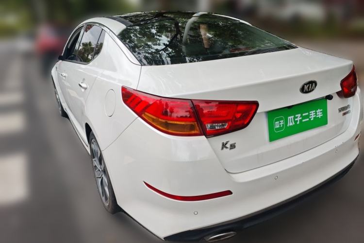 Used Kia K5 2014 2.0L Automatic LUXURY Rear Left 45 Deg