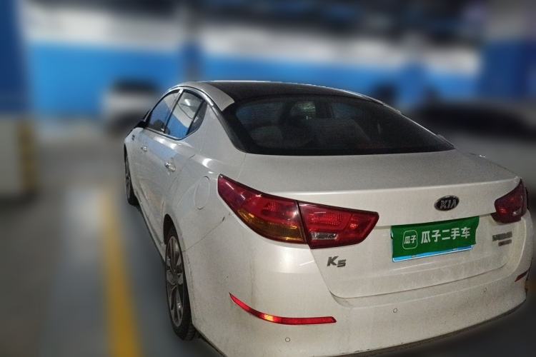 Used Kia K5 2014 2.0L Automatic LUXURY Rear Left 45 Deg