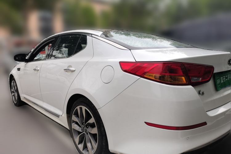 Used Kia K5 2014 2.0L Automatic LUXURY Rear Left 45 Deg