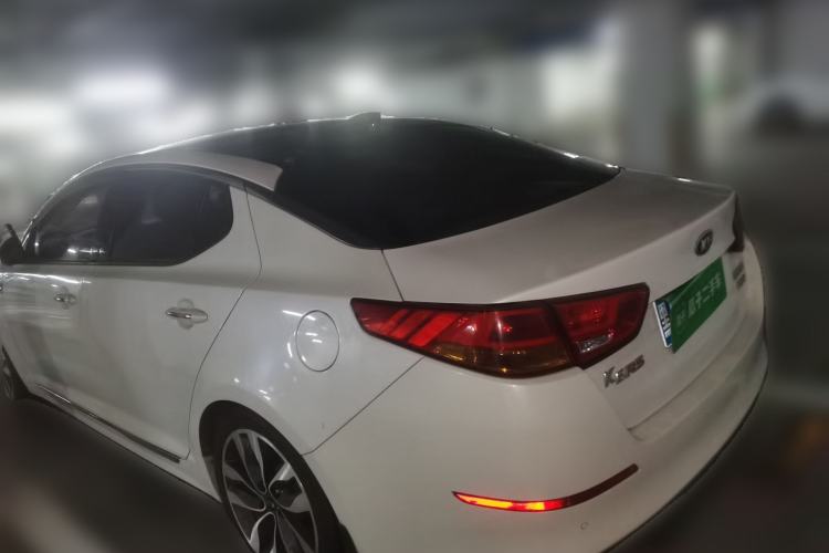 Used Kia K5 2014 2.0L Automatic LUXURY Rear Left 45 Deg