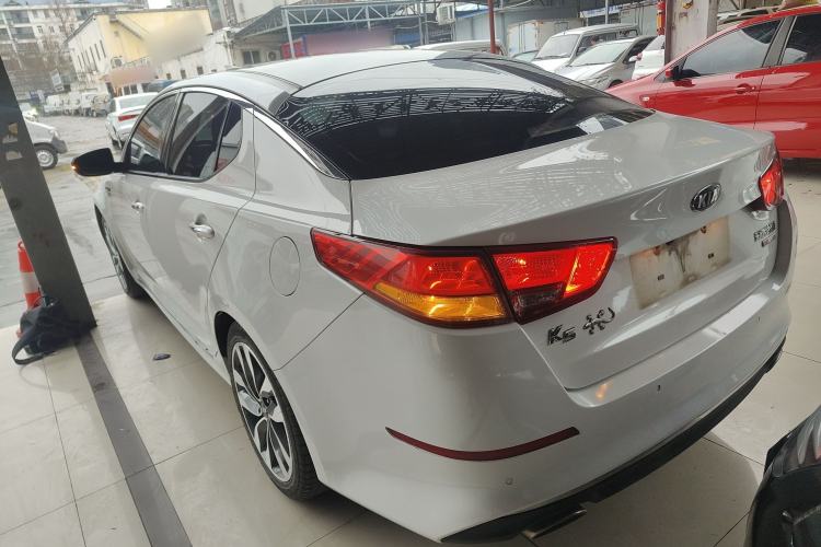 Used Kia K5 2014 2.0L Automatic LUXURY Rear Left 45 Deg
