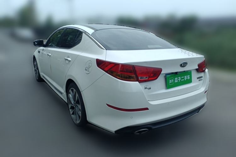 Used Kia K5 2014 2.0L Automatic LUXURY Rear Left 45 Deg