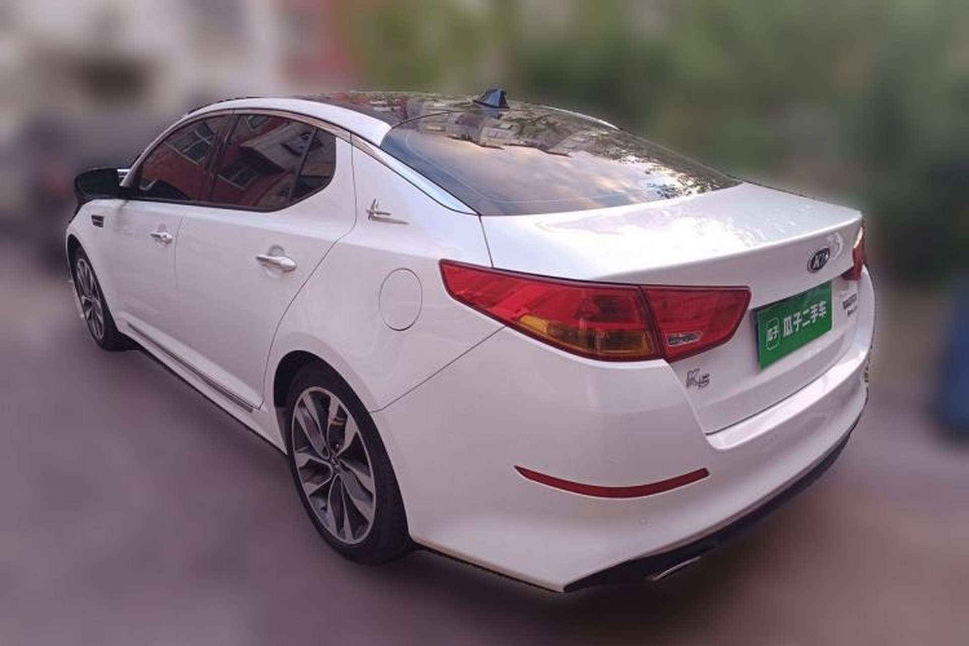 Used Kia K5 2014 2.0L Automatic LUXURY Rear Left 45 Deg