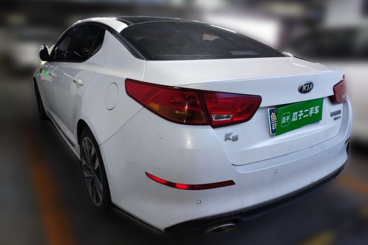 Used Kia K5 2014 2.0L Automatic LUXURY Rear Left 45 Deg