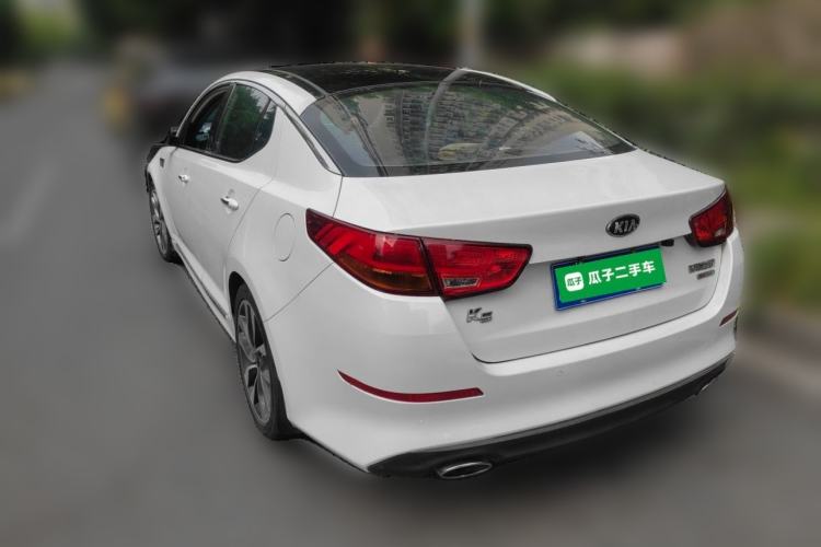 Used Kia K5 2014 2.0L Automatic LUXURY Rear Left 45 Deg