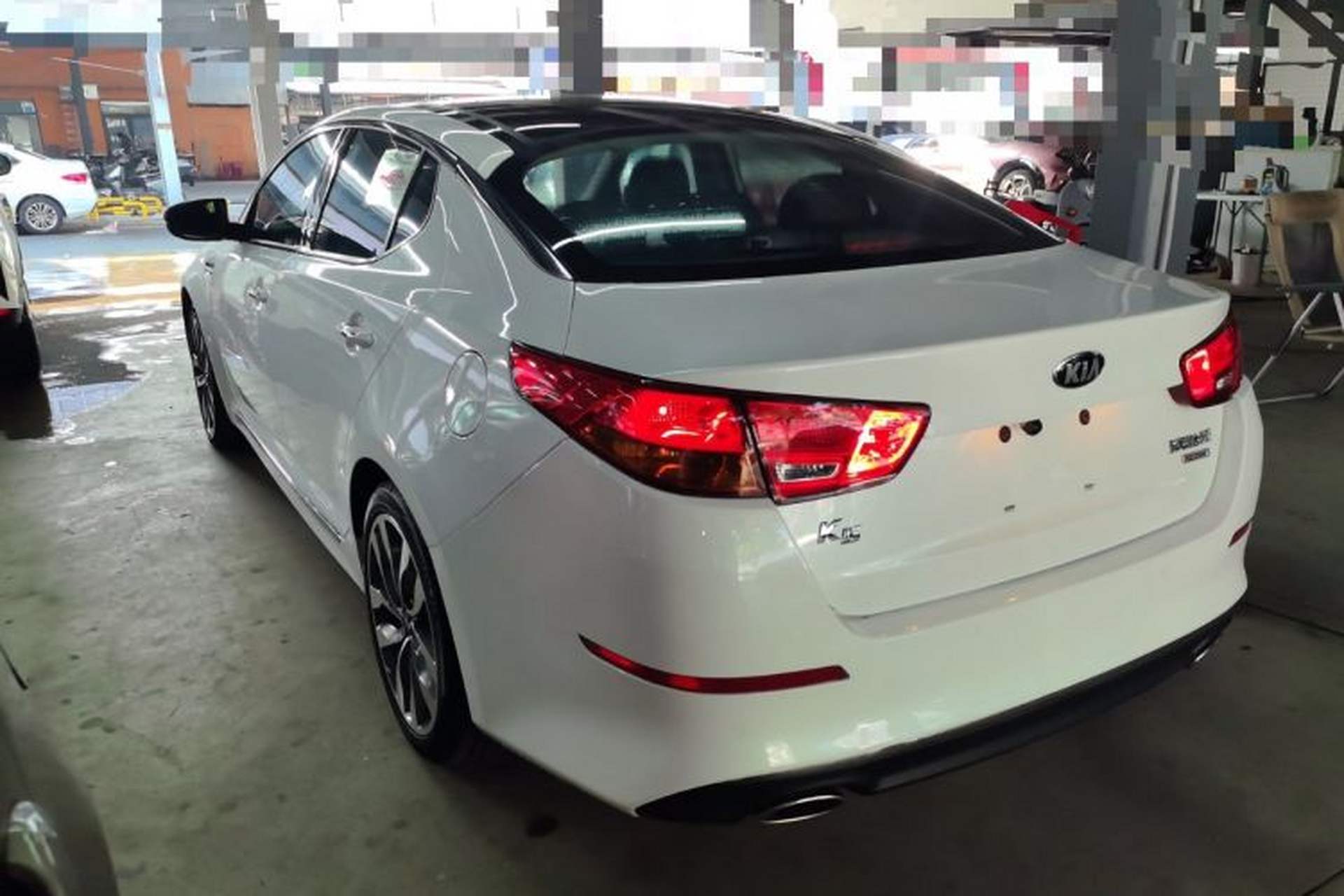 Used Kia K5 2014 2.0L Automatic LUXURY Rear Left 45 Deg