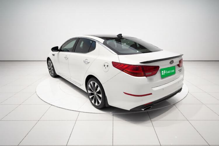 Used Kia K5 2014 2.0L Automatic LUXURY Rear Left 45 Deg