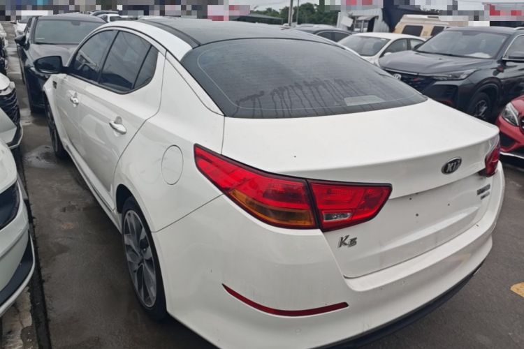 Used Kia K5 2014 2.0L Automatic LUXURY Rear Left 45 Deg