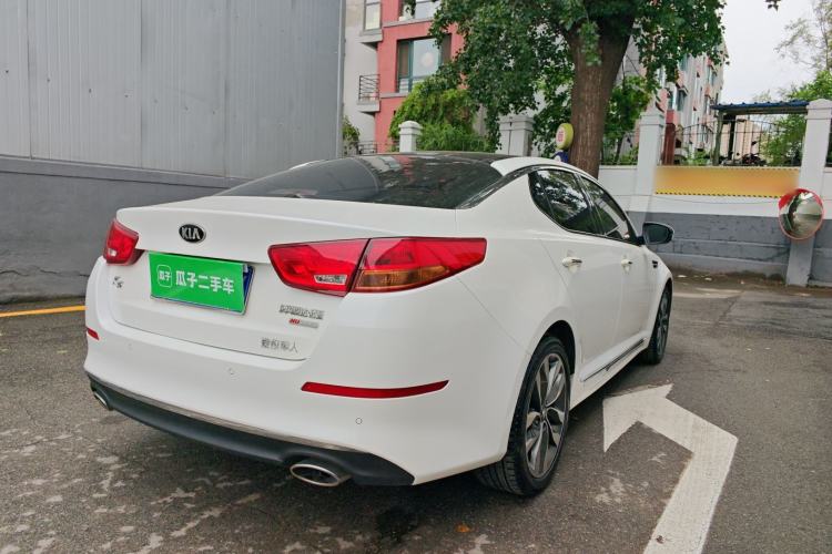Used Kia K5 2014 2.0L Automatic LUXURY Rear Right 45 Deg