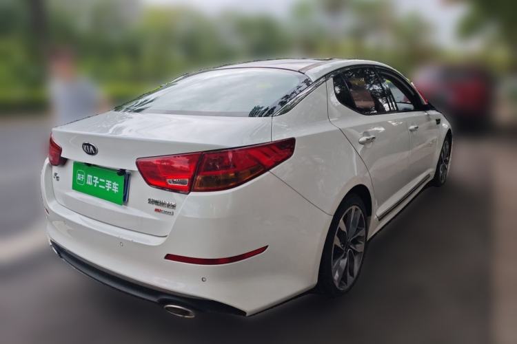 Used Kia K5 2014 2.0L Automatic LUXURY Rear Right 45 Deg