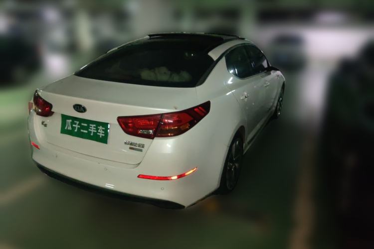 Used Kia K5 2014 2.0L Automatic LUXURY Rear Right 45 Deg