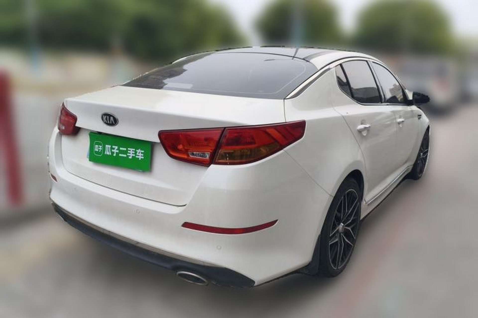 Used Kia K5 2014 2.0L Automatic LUXURY Rear Right 45 Deg
