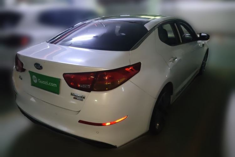 Used Kia K5 2014 2.0L Automatic LUXURY Rear Right 45 Deg