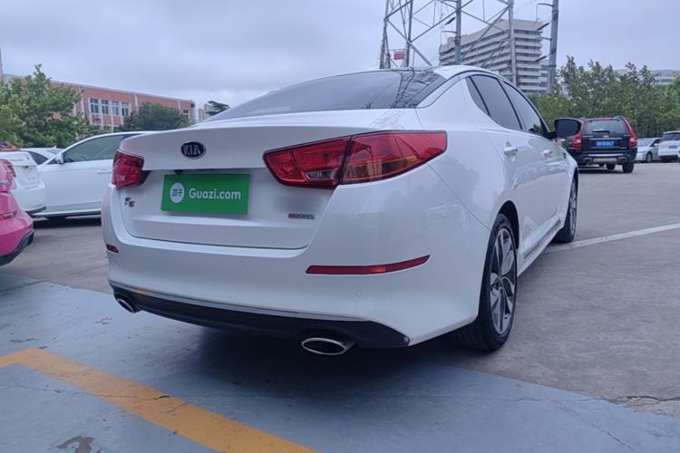 Used Kia K5 2014 2.0L Automatic LUXURY Rear Right 45 Deg
