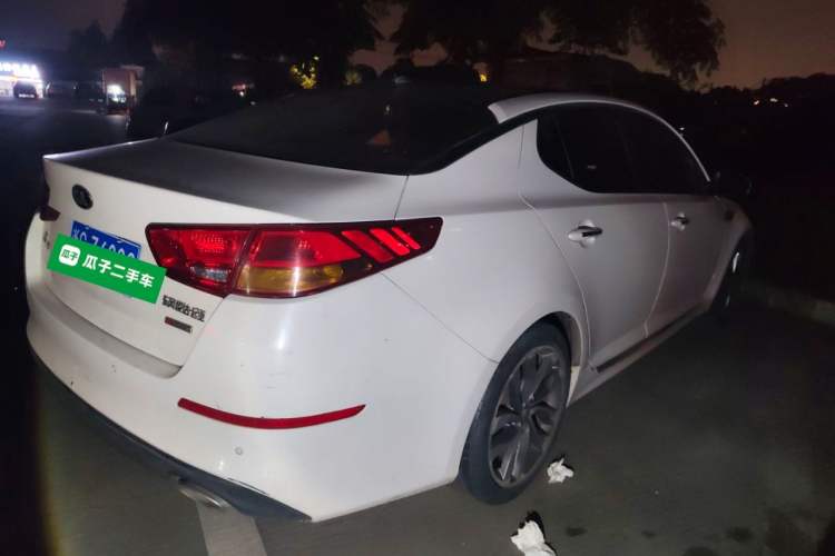 Used Kia K5 2014 2.0L Automatic LUXURY Rear Right 45 Deg