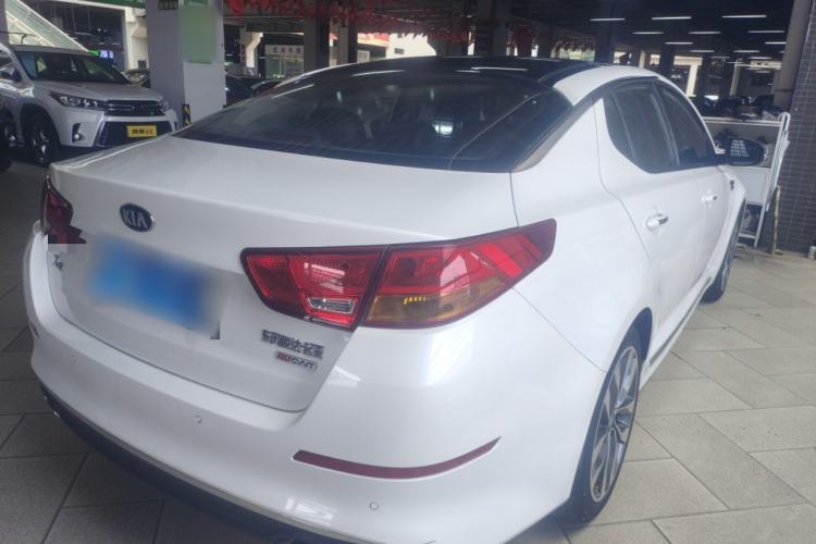 Used Kia K5 2014 2.0L Automatic LUXURY Rear Right 45 Deg