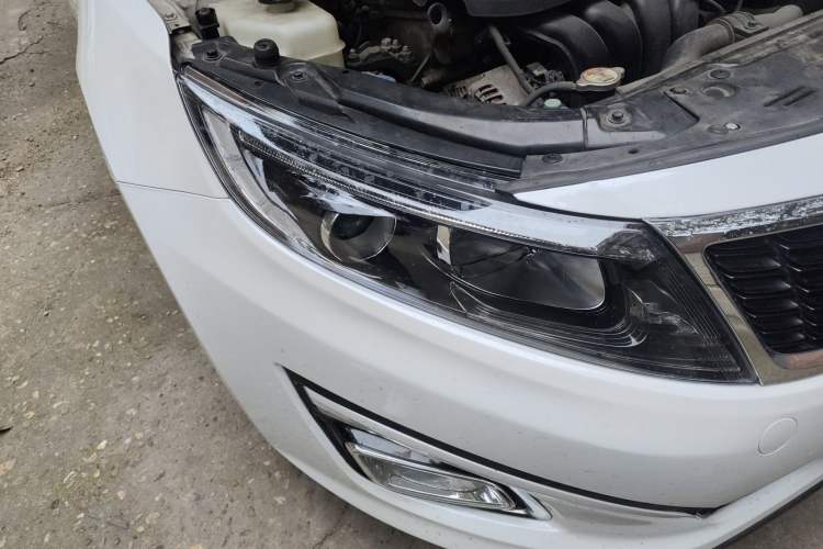 Used Kia K5 2014 2.0L Automatic LUXURY Right Front Headlight