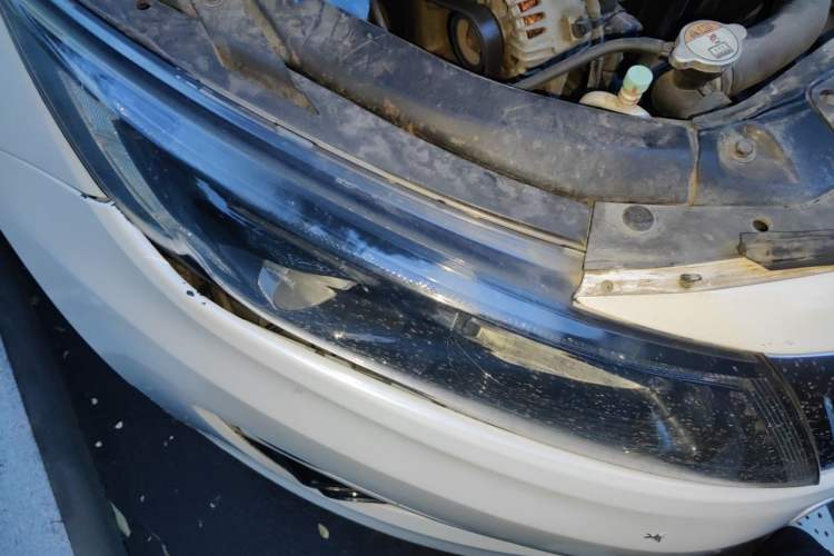 Used Kia K5 2014 2.0L Automatic LUXURY Right Front Headlight