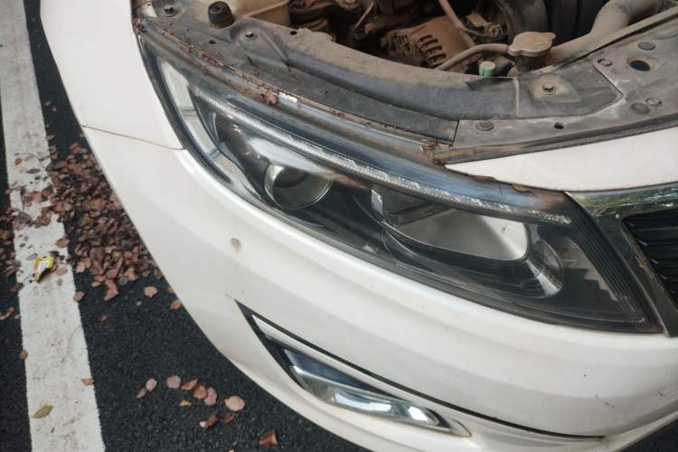 Used Kia K5 2014 2.0L Automatic LUXURY Right Front Headlight