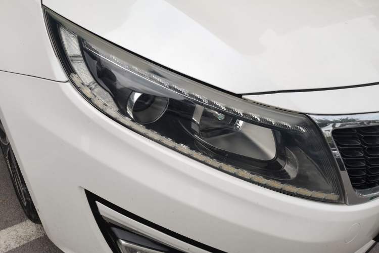 Used Kia K5 2014 2.0L Automatic LUXURY Right Front Headlight
