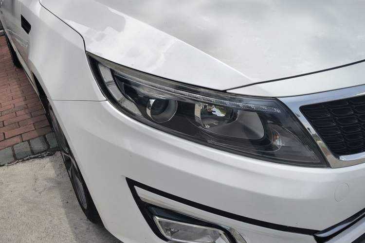 Used Kia K5 2014 2.0L Automatic LUXURY Right Front Headlight