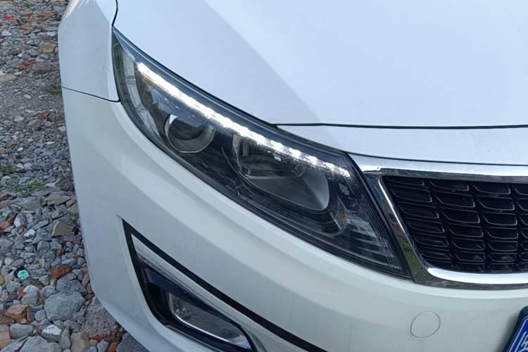 Used Kia K5 2014 2.0L Automatic LUXURY Right Front Headlight