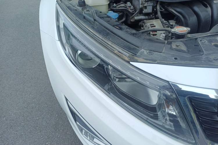 Used Kia K5 2014 2.0L Automatic LUXURY Right Front Headlight